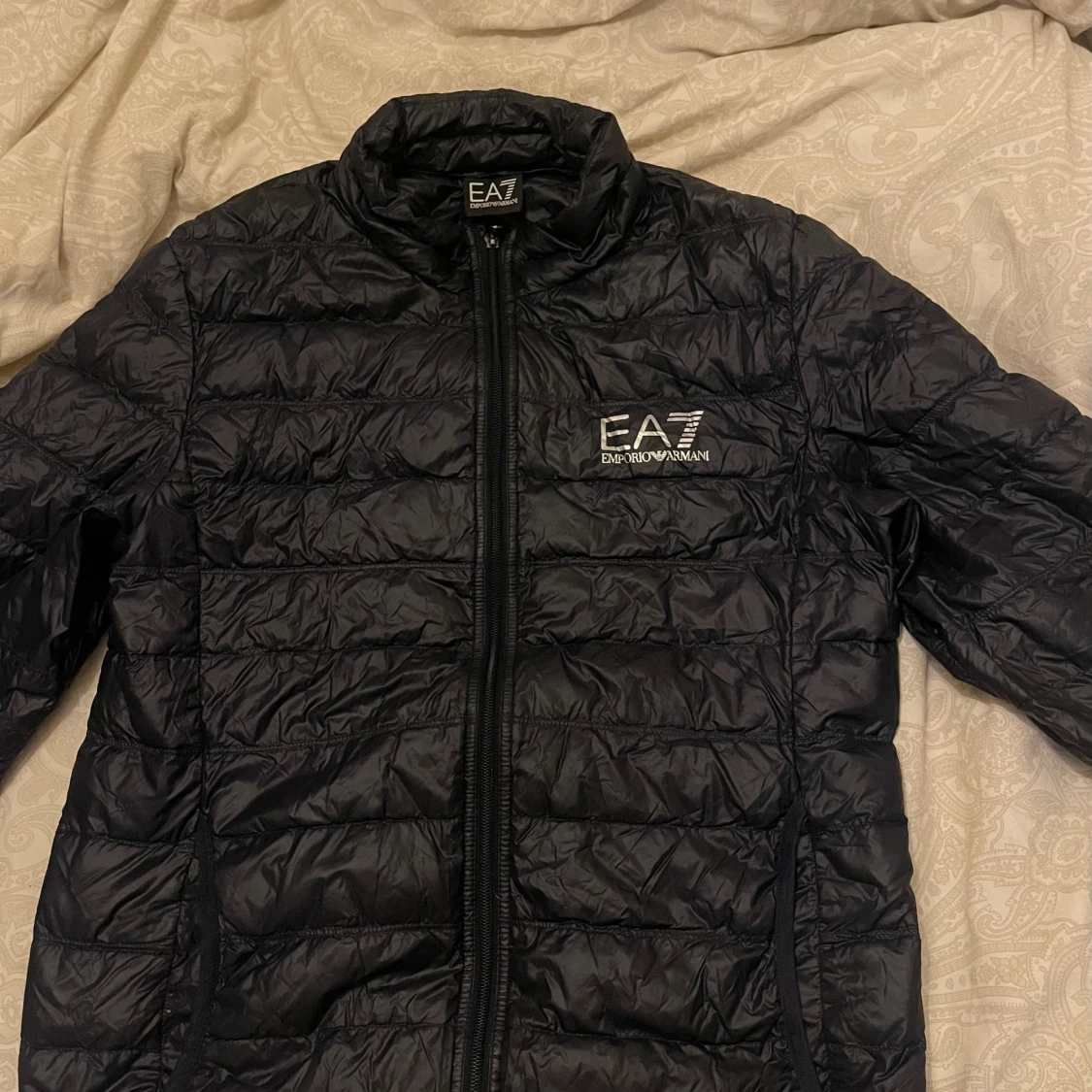 EA7 Emporio Armani quiltad jacka tunn dunjacka