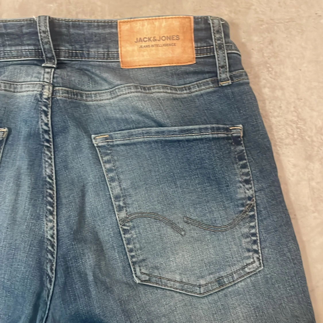 Blå jeans från Jack & Jones - 2