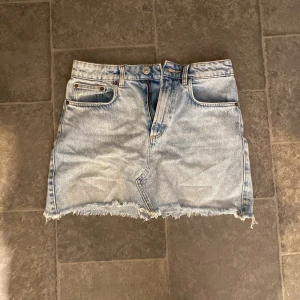 Jeans kjol från zara - Jeans kjol från zara