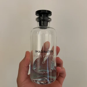 Louis Vuitton Imagination 30ml sample/parfymprov/dekant - Säljer 30ml sample av denna grymma doft. Frakt kan lösas privat för en billigare peng. Kvitto finns vid behov!