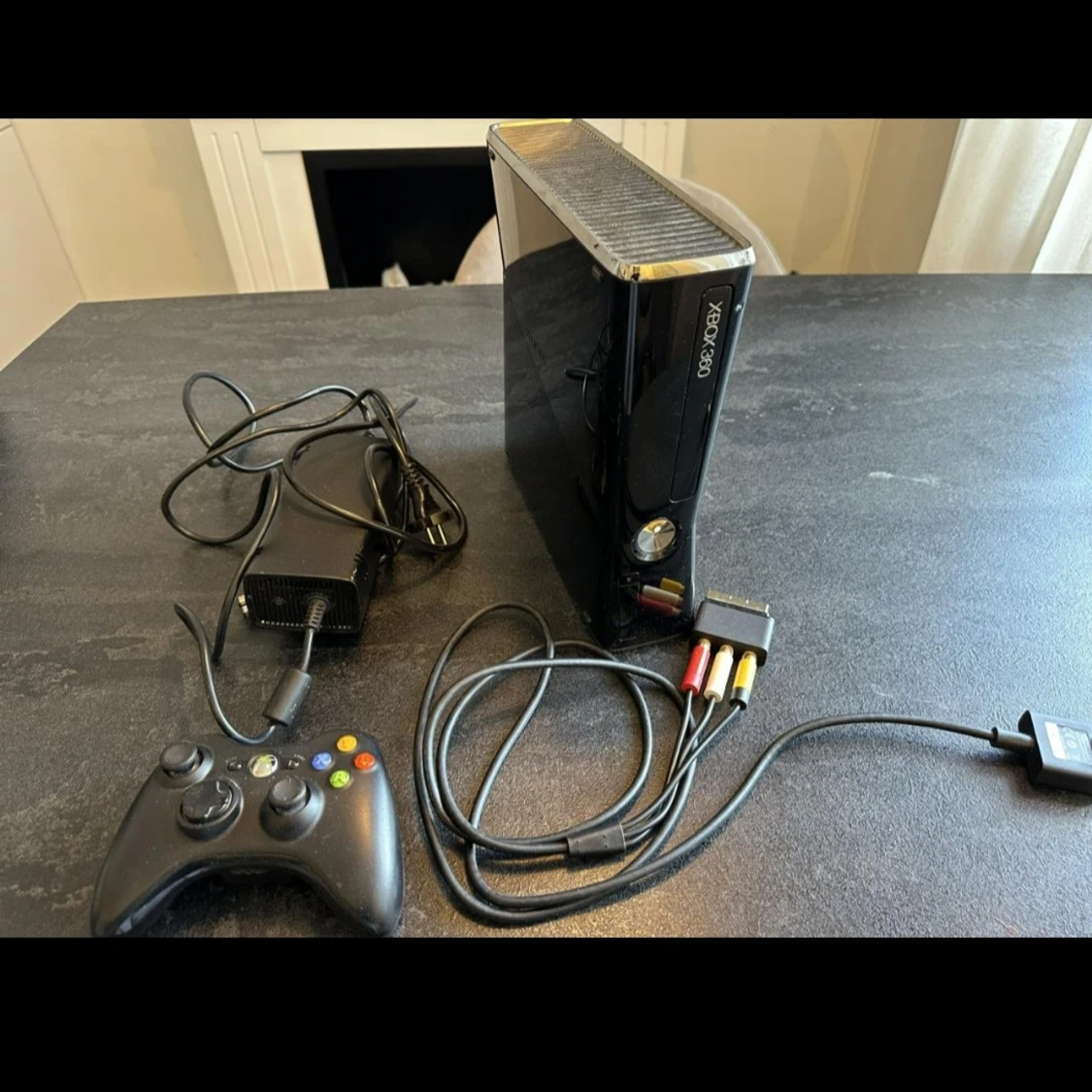 Xbox 360 Slim
