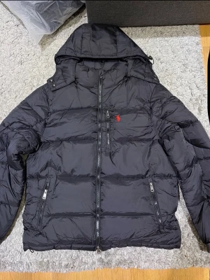 Polo Ralph Lauren jacka puffer  - Tar emot bud 