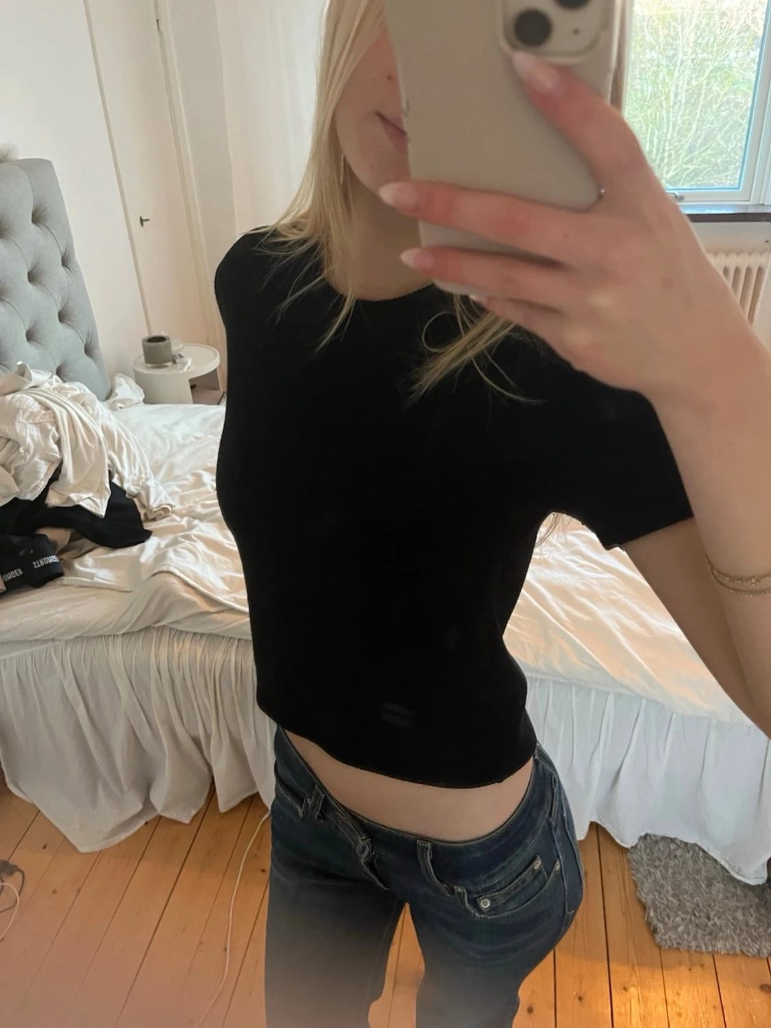 Svart kortärmad topp - 1