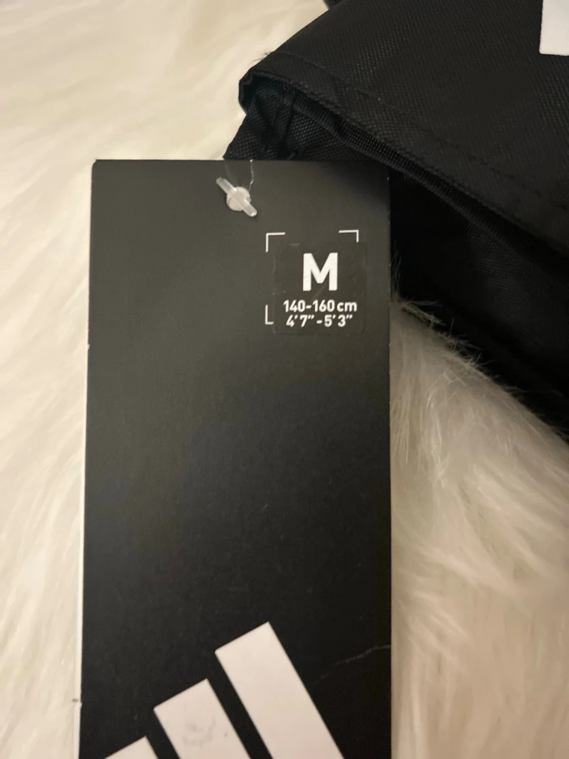 Vita Adidas benskydd med svarta ränder storlek M - 3