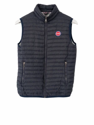 Mörkblå dunväst från Colmar - Snygg mörkblå dunväst från Colmar med quiltad design och dragkedja framtill. Västen har två fickor med dragkedja och en hög krage. Perfekt att slänga över en hoodie eller tröja när det är kyligt ute.