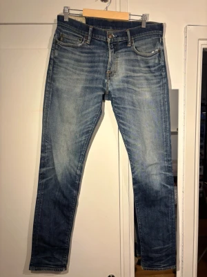 Jeans från Abercrombie & Fitch - Perfekta jeans från A&F. 