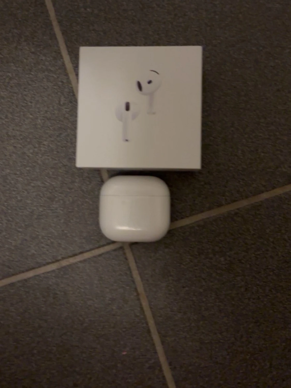  AirPods gen 4  - 2