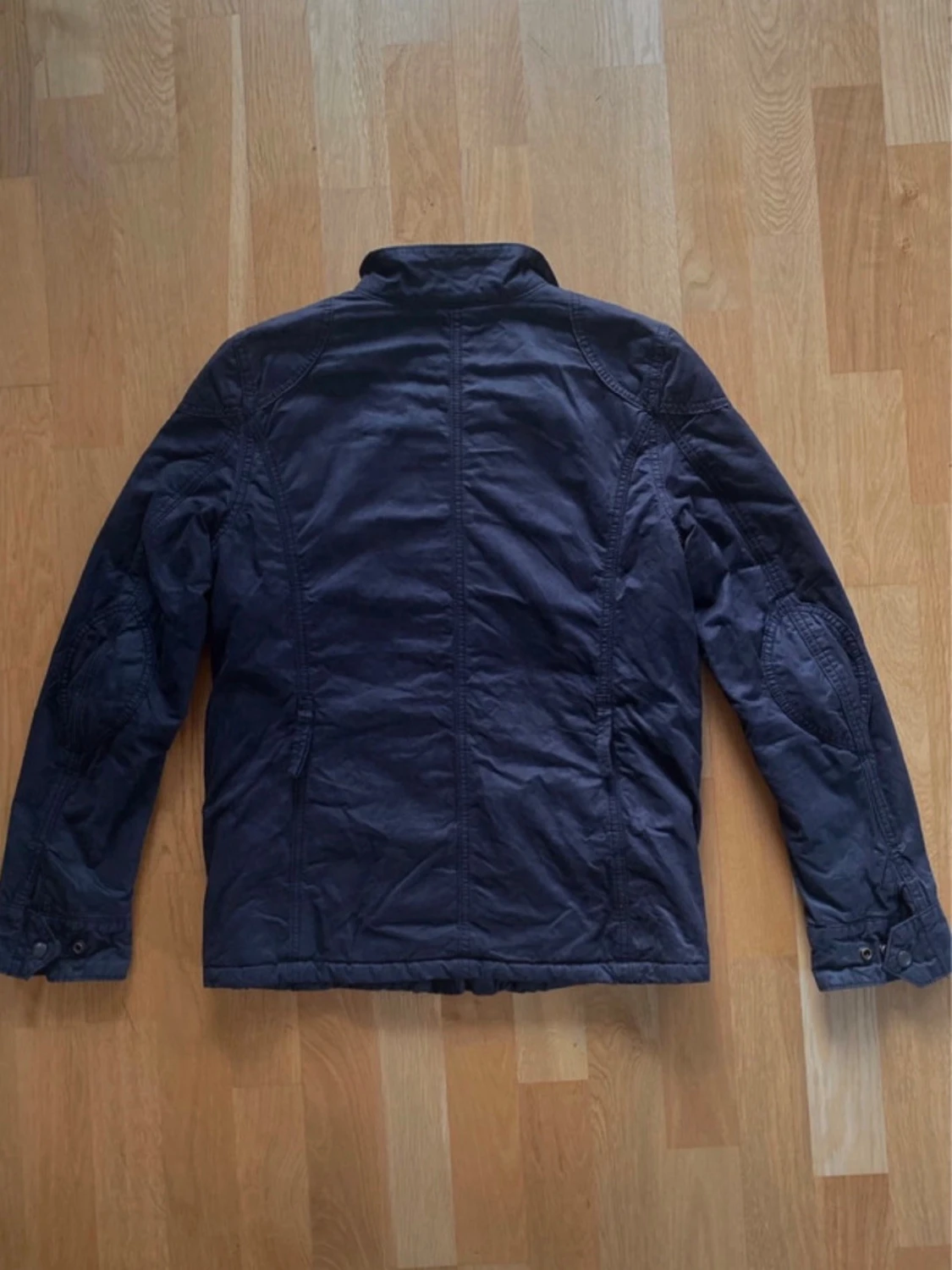 Mörkblå parkajacka med leopardfoder - 3