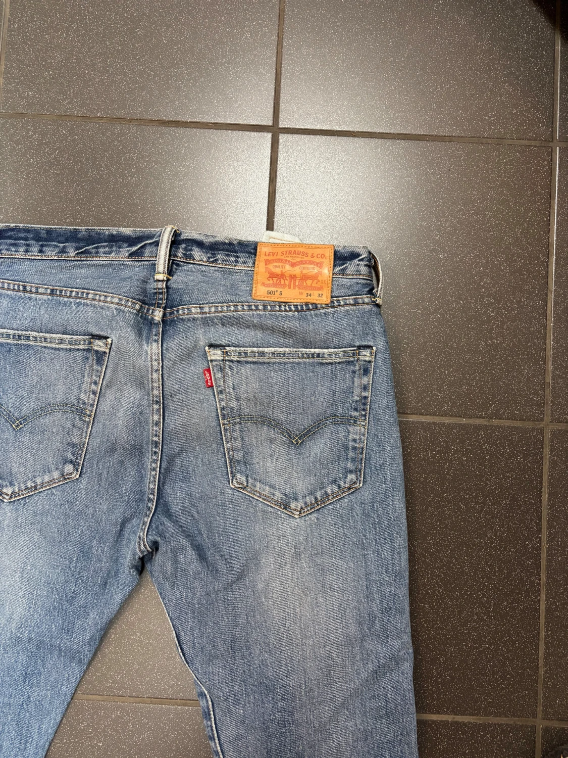 Levis 501 - 1