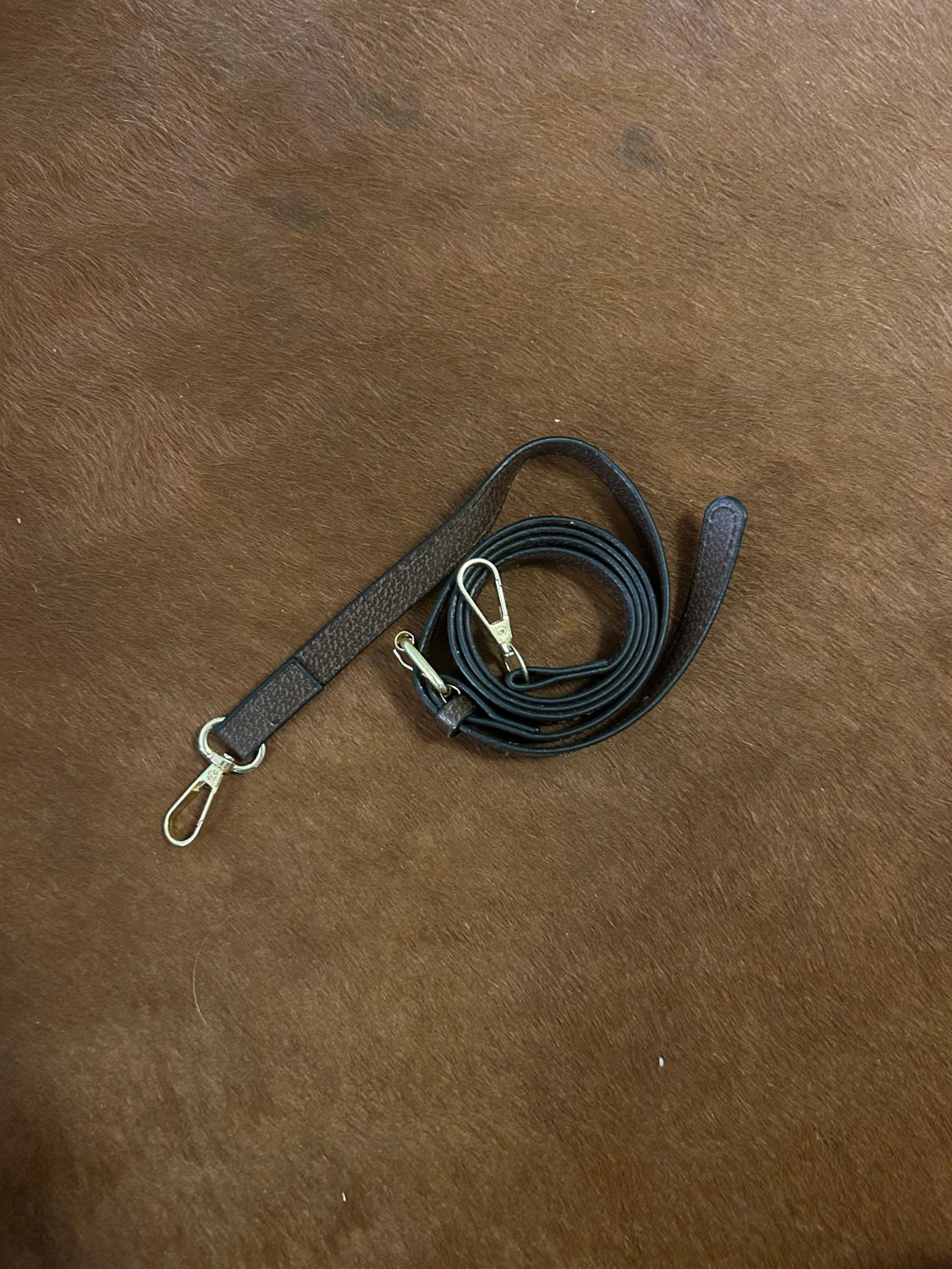 Gucci GG Supreme handväska med kedja - 3