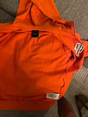 Orange peak Performance - Barn storlek 160. Peak performance bra pris