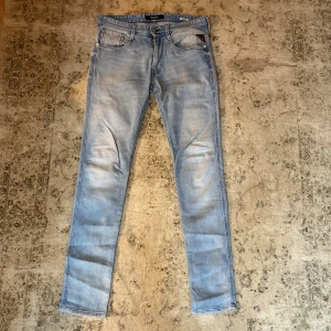 Replay jeans - Ljusblå replay jeans i storlek W31/L34