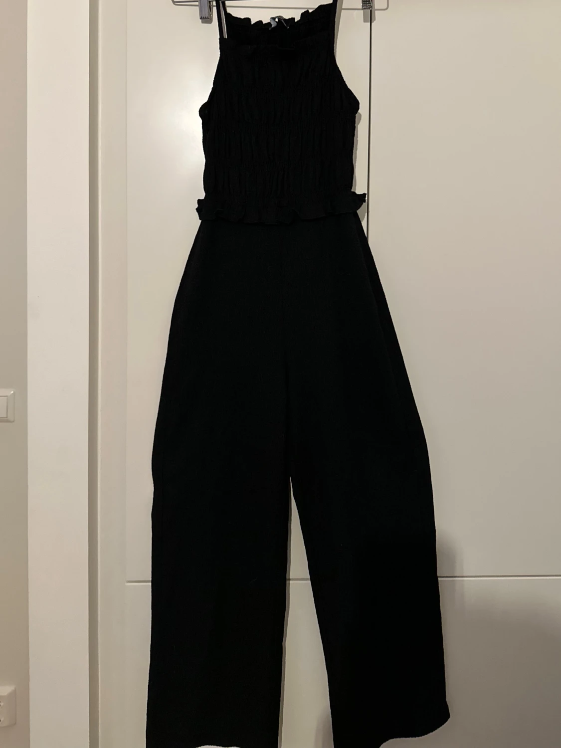 Svart byxdress från Bershka s/xs - 3