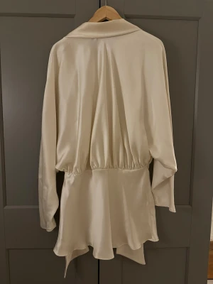 Klänning från Zara - Helt ny