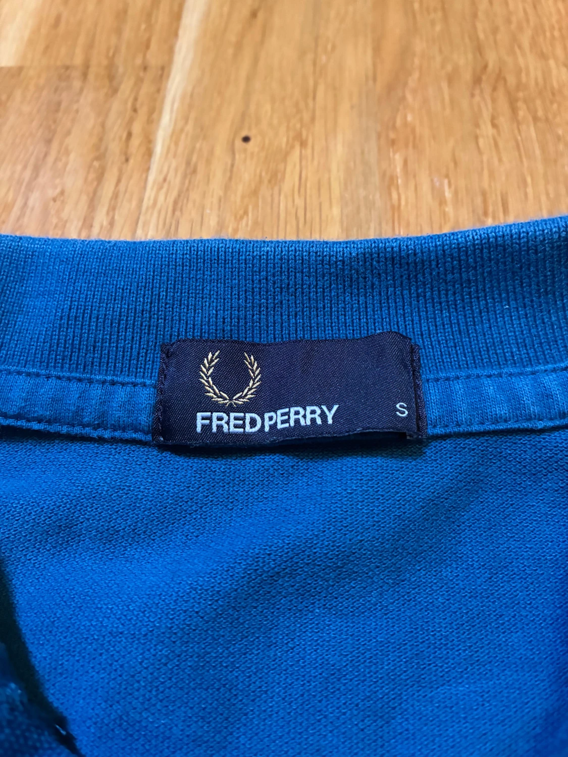 Blå Fred Perry pikétröja S - 2