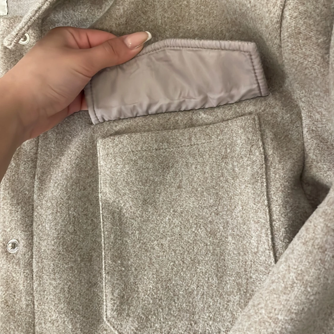 Beige overshirt jacka från ONLY - 3