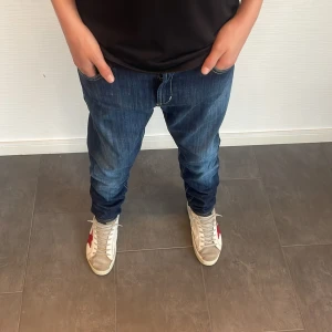 Dondup Jeans  - Dondup jeans herr| pris: 699| storlek: 29| skick:9,8/10| hör av dig vid minsta lilla fundering eller fråga| 