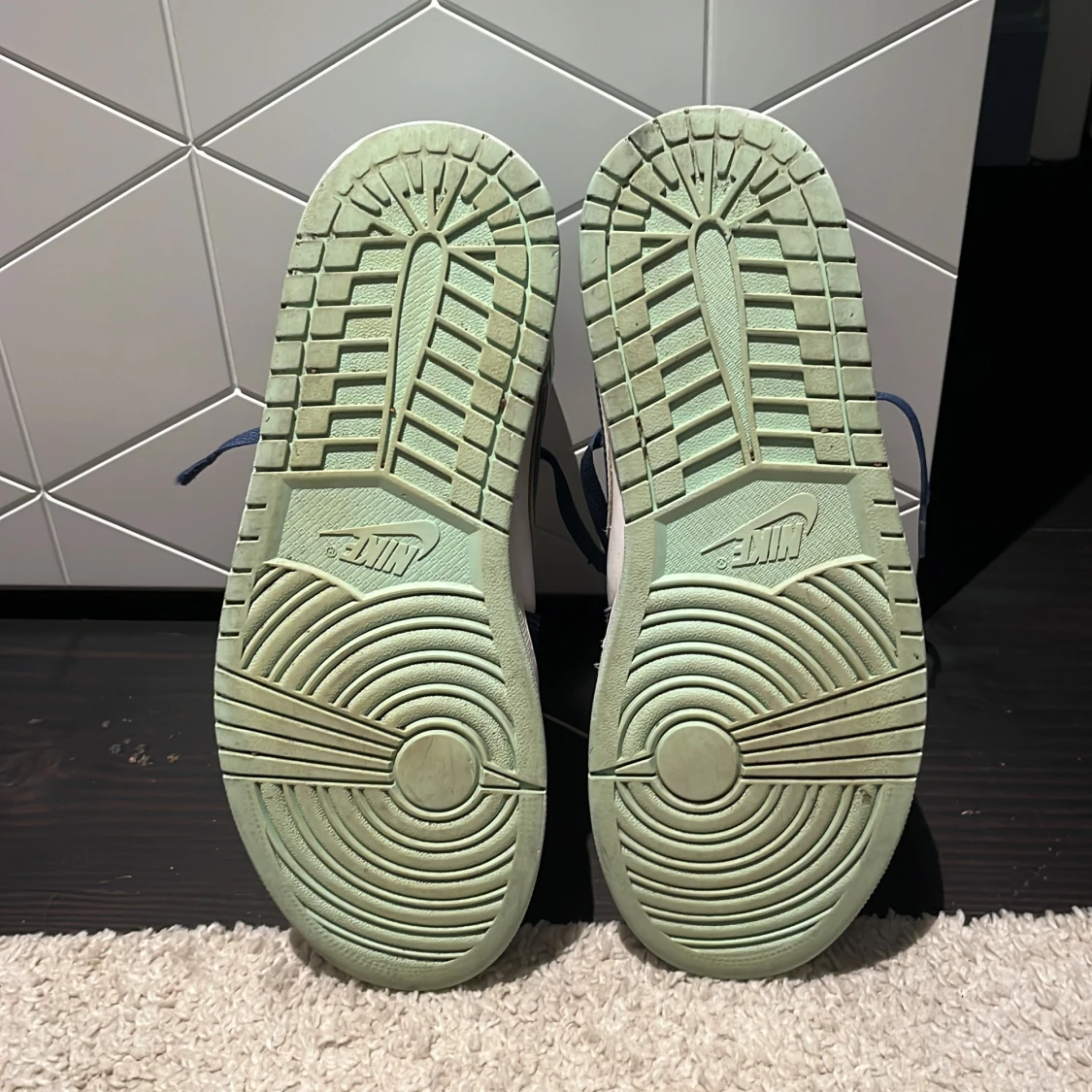 Air jordan 1 mid Mystic Navy blue mint - 1