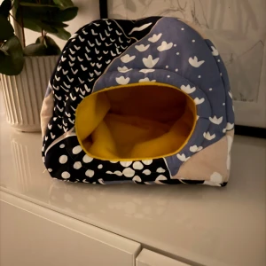 Marsvinskoja  - Inuti är de fleece utsidan 100% bomullstyg! Sytt själv!❤️