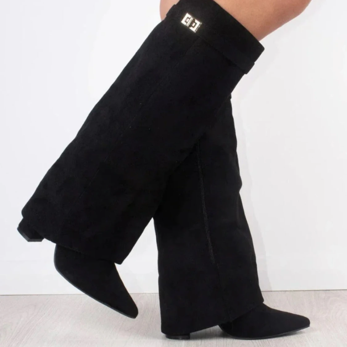 Svarta mockastövlar med spetsig tå - 1