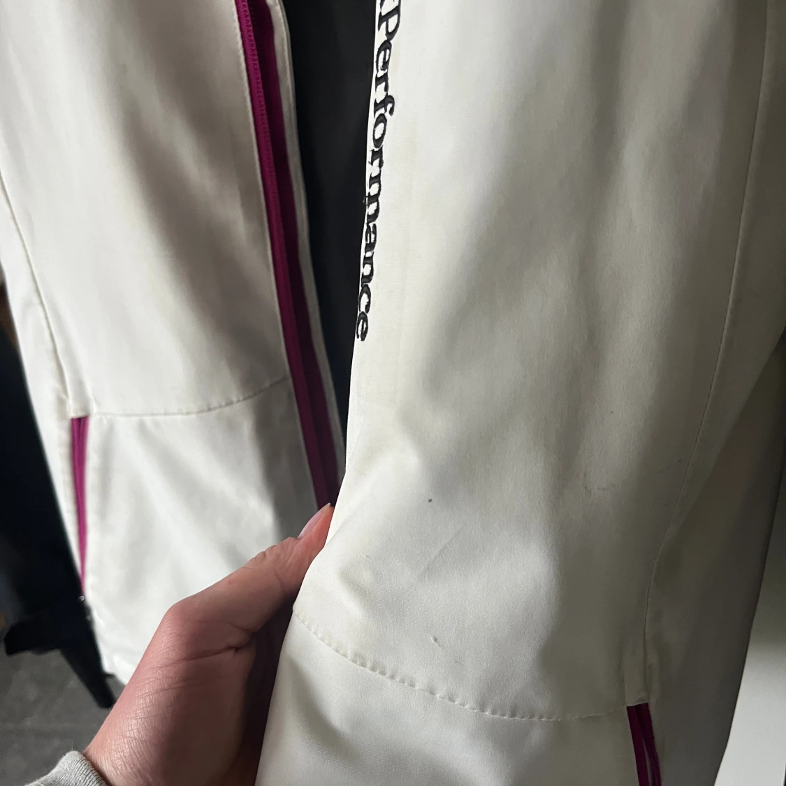 Vit och svart vindjacka Peak Performance - 4