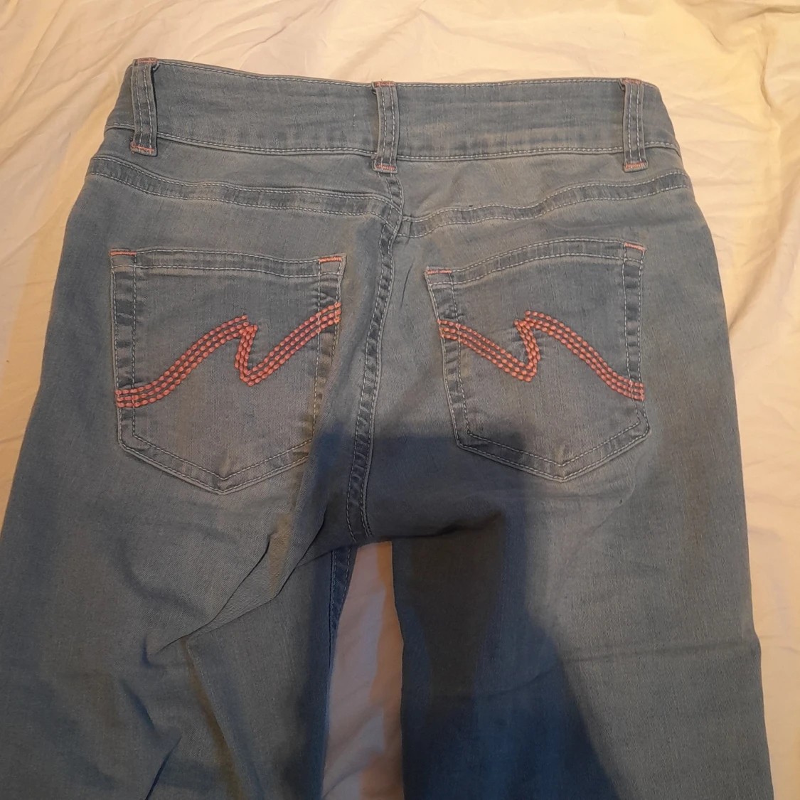 Bootcut jeans från Nelly ljusblå - 2