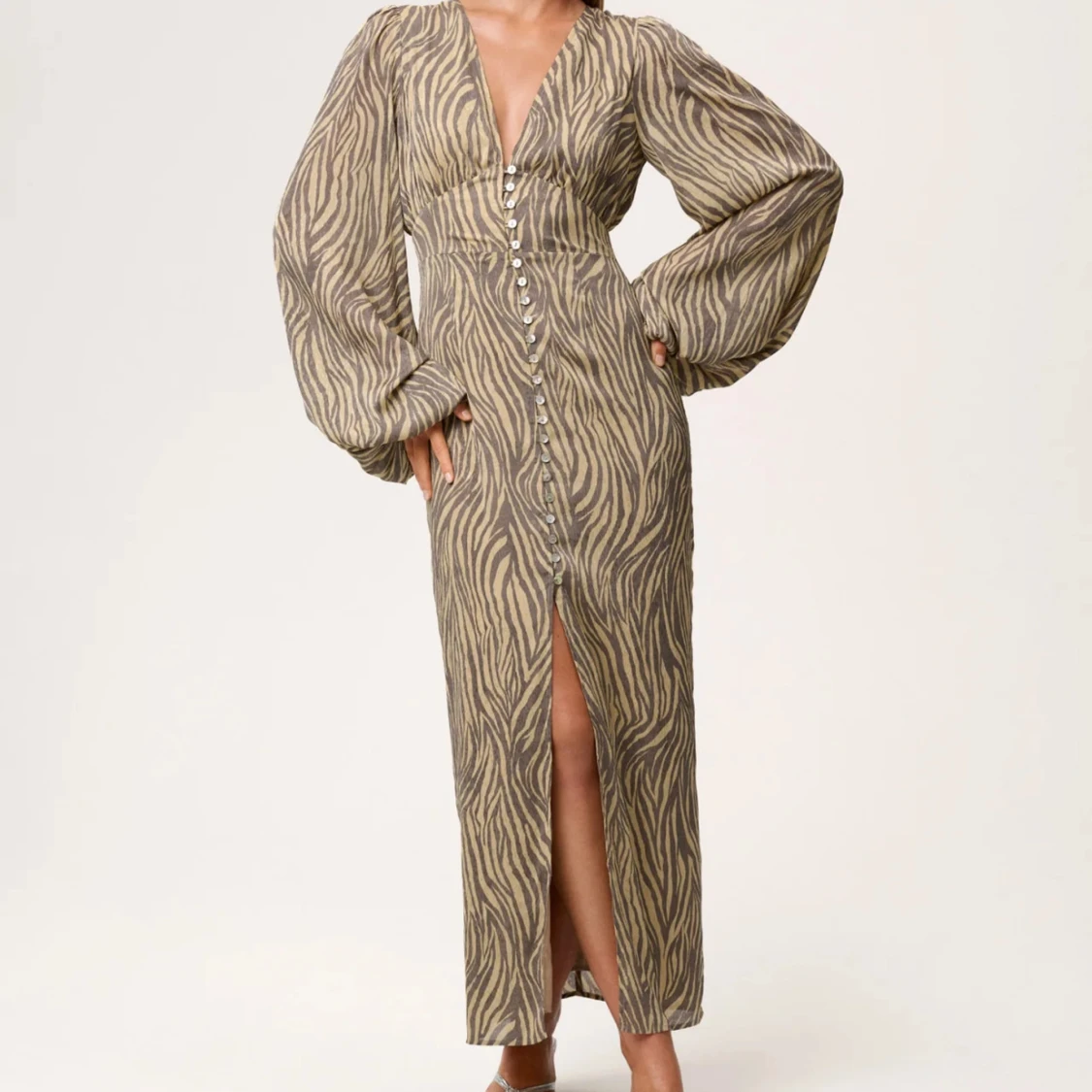 Zebramönstrad långklänning ifrån adoore  - 1