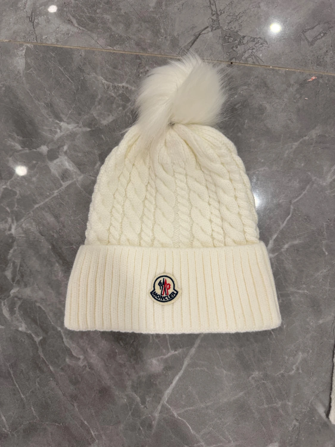 Moncler scarf set - 1