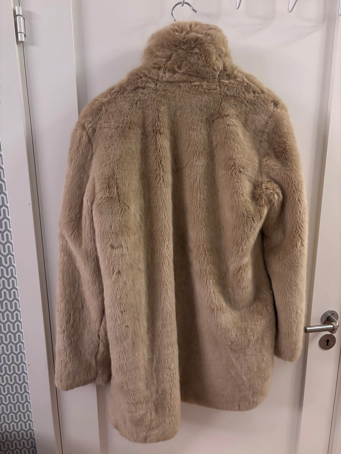 Beige pälsjacka från ONLY, stl L - 3