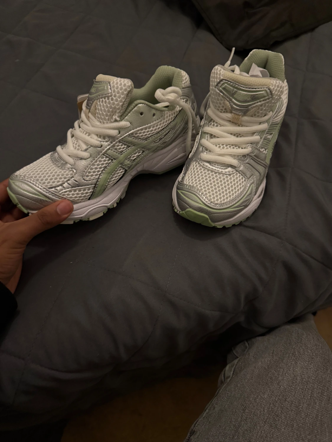 Asic gel kayano i lime/silver färg