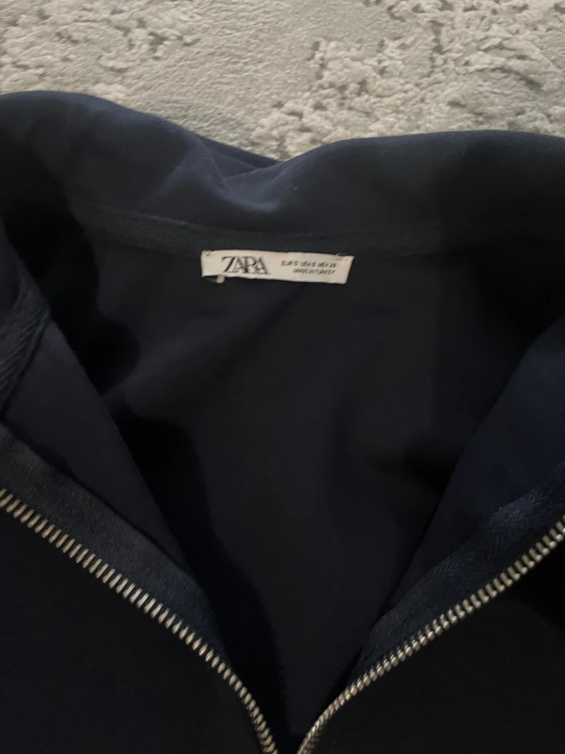 Mörkblå half zip jacka från Zara - 3