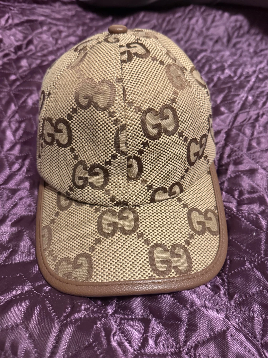 Gucci beige keps med GG-mönster