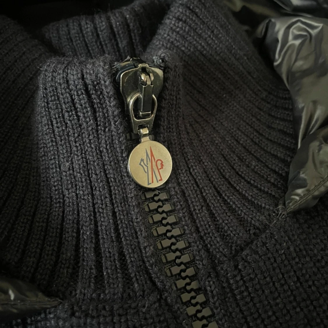 Moncler Backpadded Cardigan Navy - 2