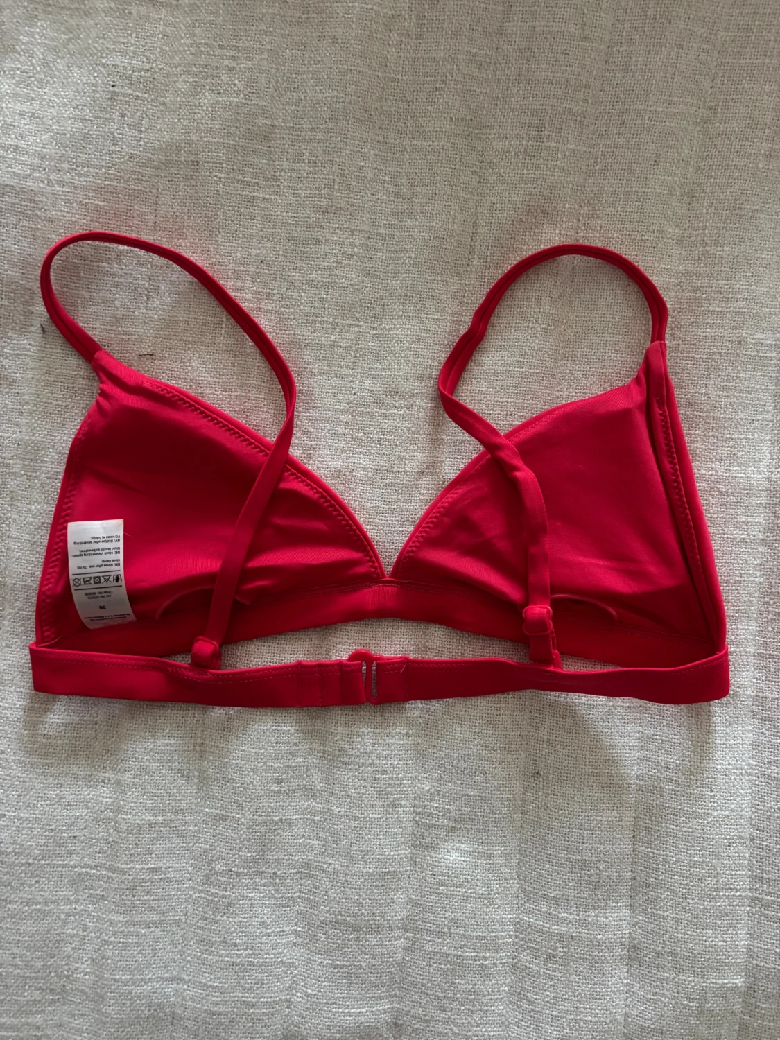 Rödrosa bikiniöverdel med justerbara band - 1