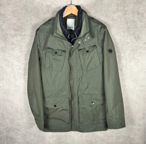 J.Lindeberg Field Jacket | L - J.Lindeberg Field Jacket | Snygg jacka i bra skick | Storlek L | INGA BYTEN | Fraktar spårbart eller möts upp i Täby