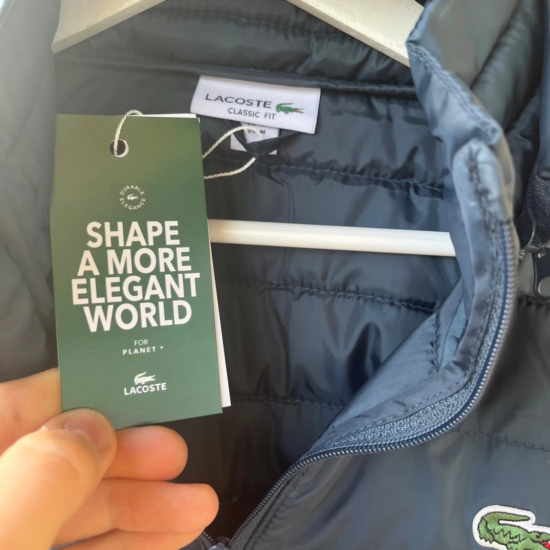 Mörkblå dunjacka från Lacoste M - 2