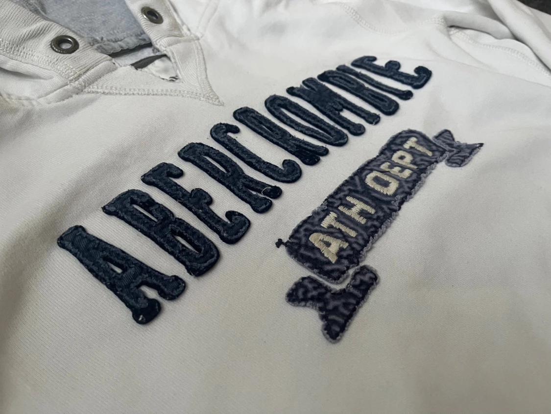 2000s Abercrombie & fitch hoodie (Limited edition) - 1