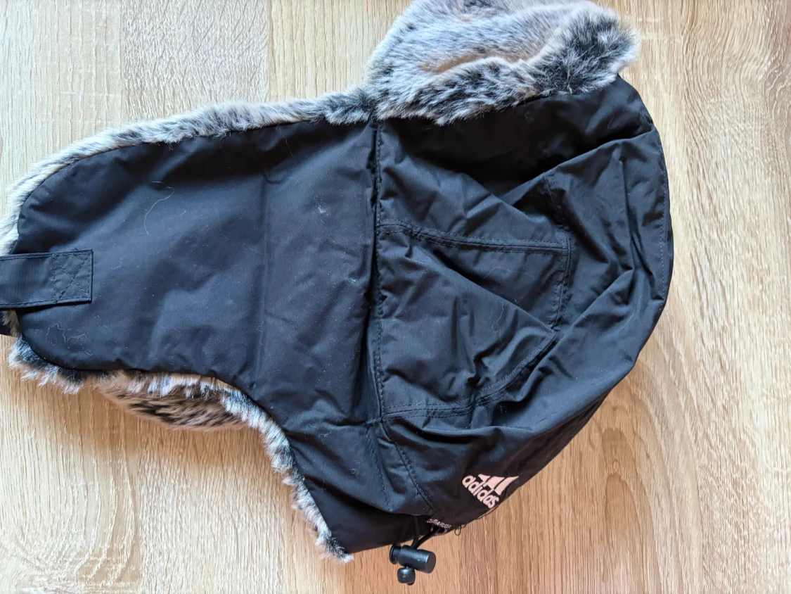 Svart pälsfodrad vinterhatt Adidas - 1