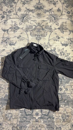 stone island overshirt svart - Helt ny storlek M men passar S