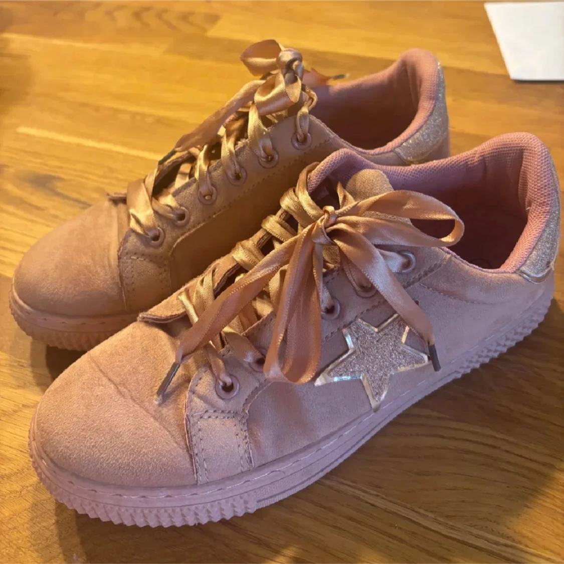 Rosa Sneakers