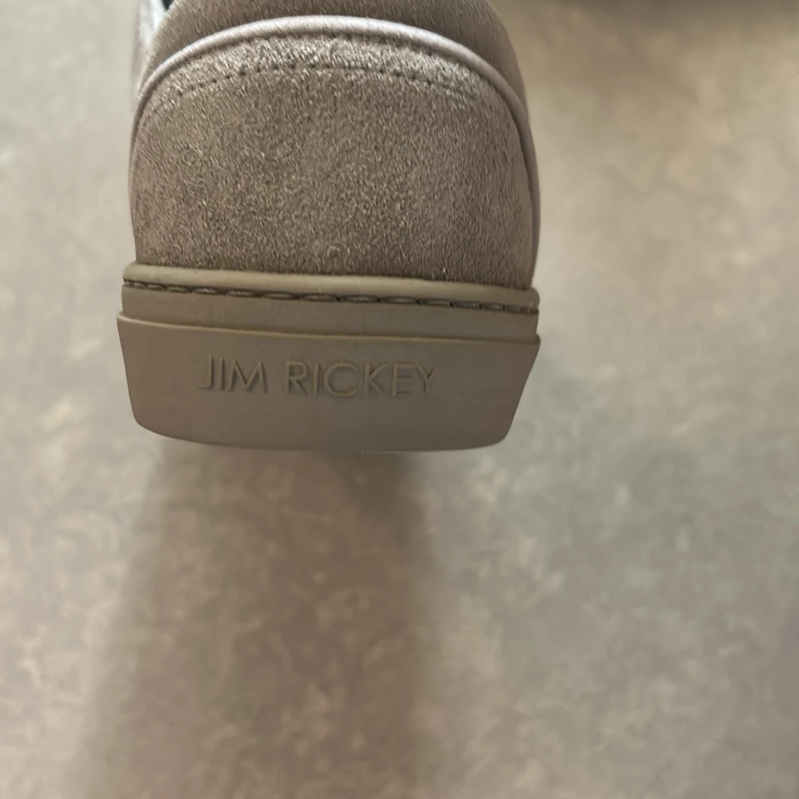 Beige mockasneakers från Jim Rickey - 2