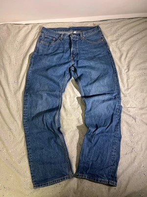 Weekday Space Jeans 31x32 - Bea skick