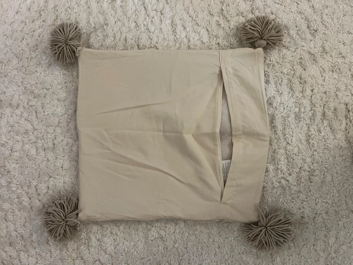 Två kuddfodral  - 1