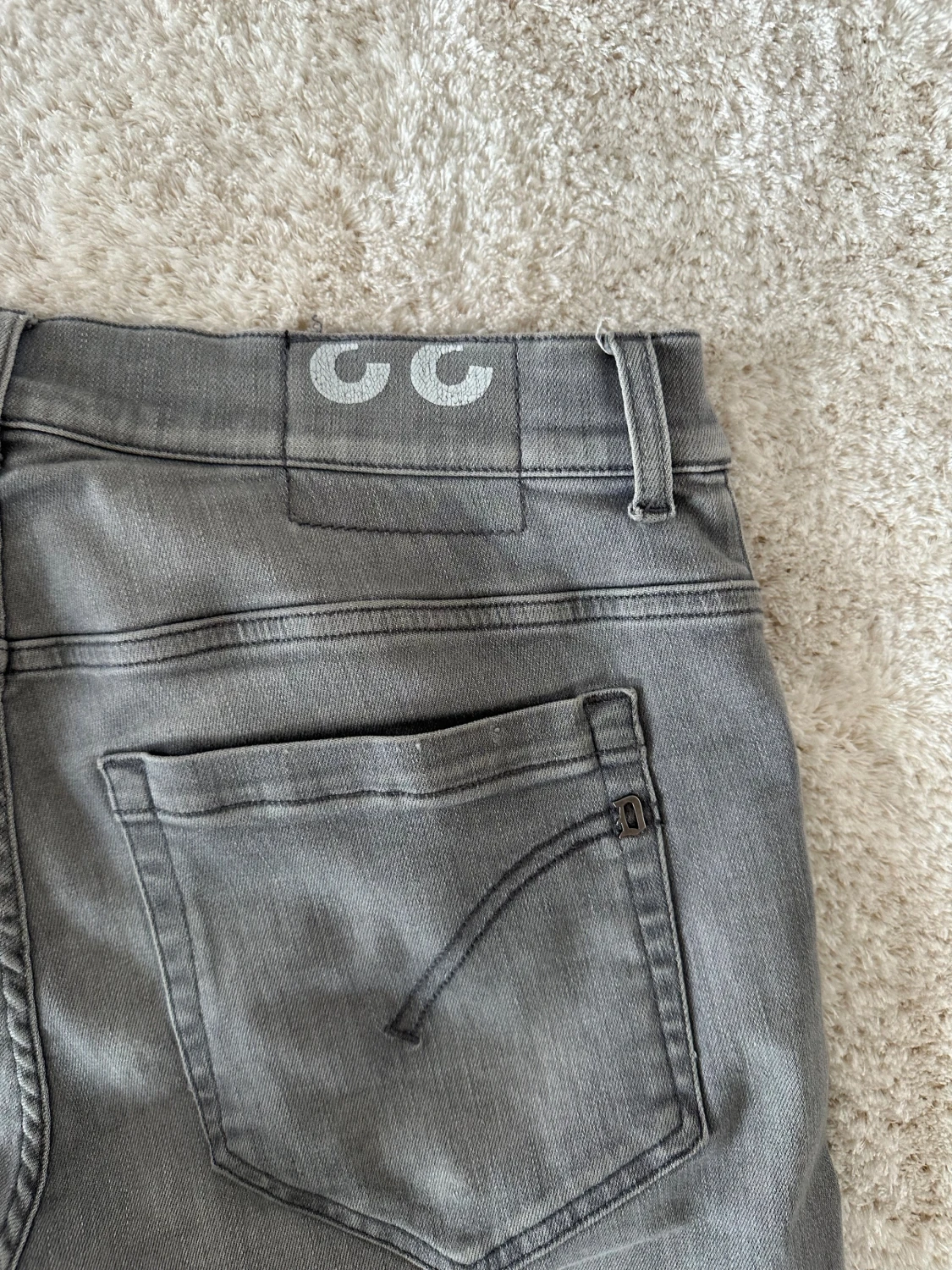 Grå skinny jeans från Dondup - 2