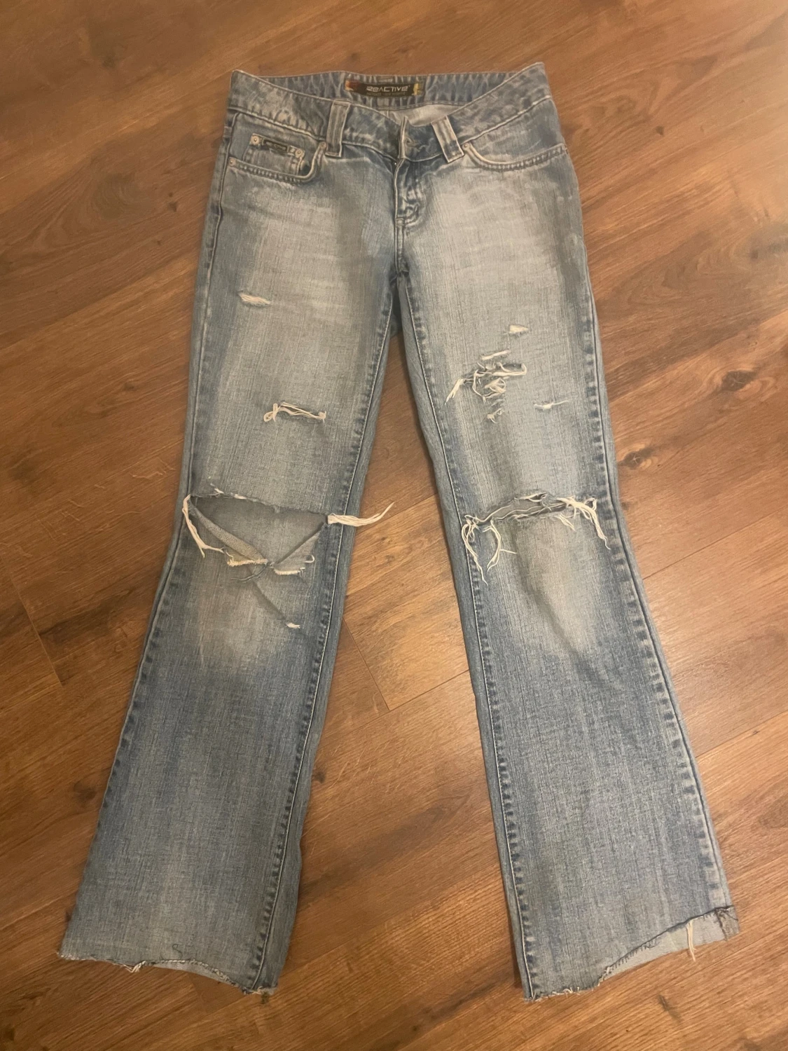 Low waist bootcut jeans - 2