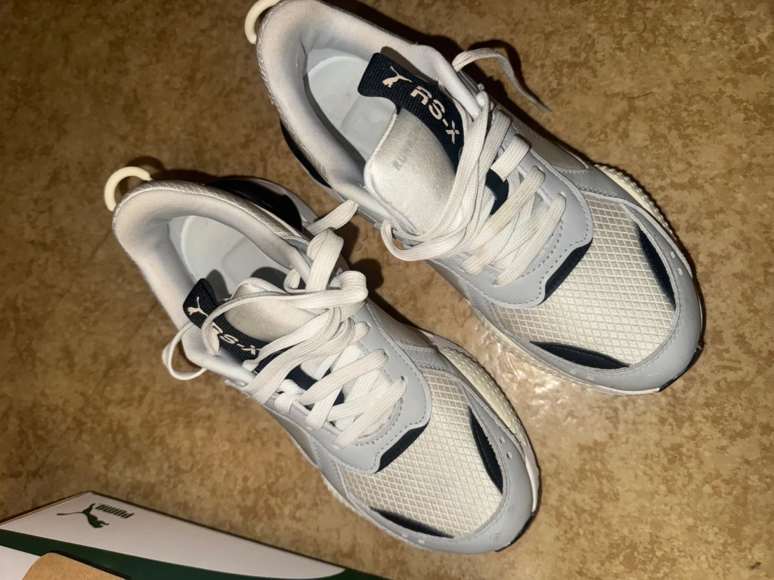 Puma RS-X sneakers i ljusgrå och vit - 1