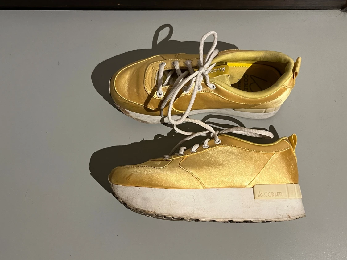 Gula plattformssneakers från W.Cobler - 2