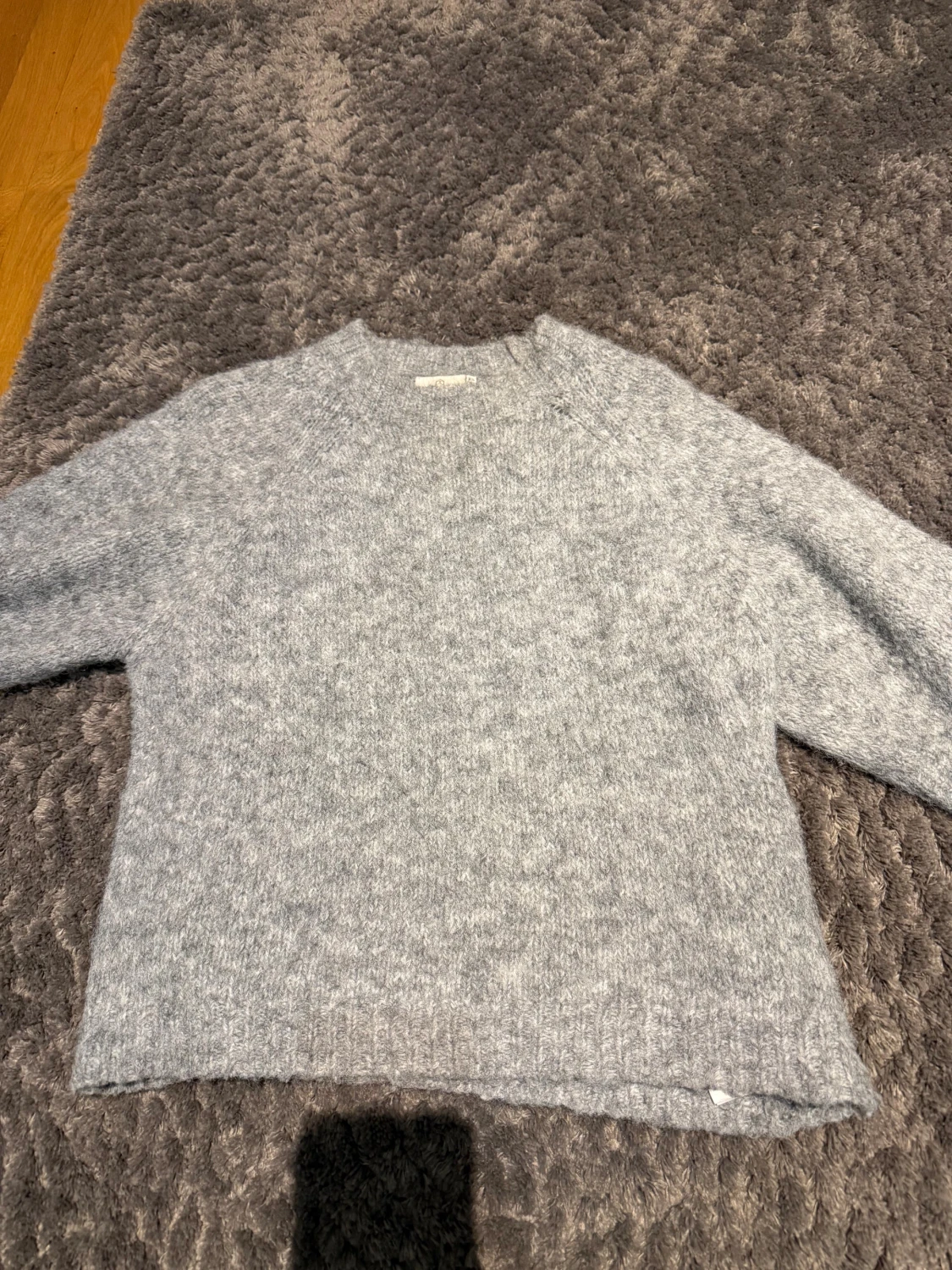Stickad tröja - 2