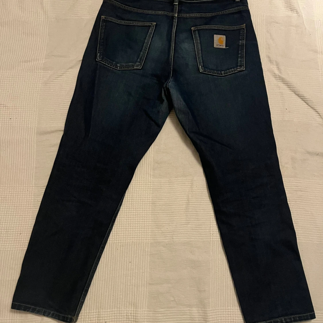 Mörkblå jeans från Carhartt WIP