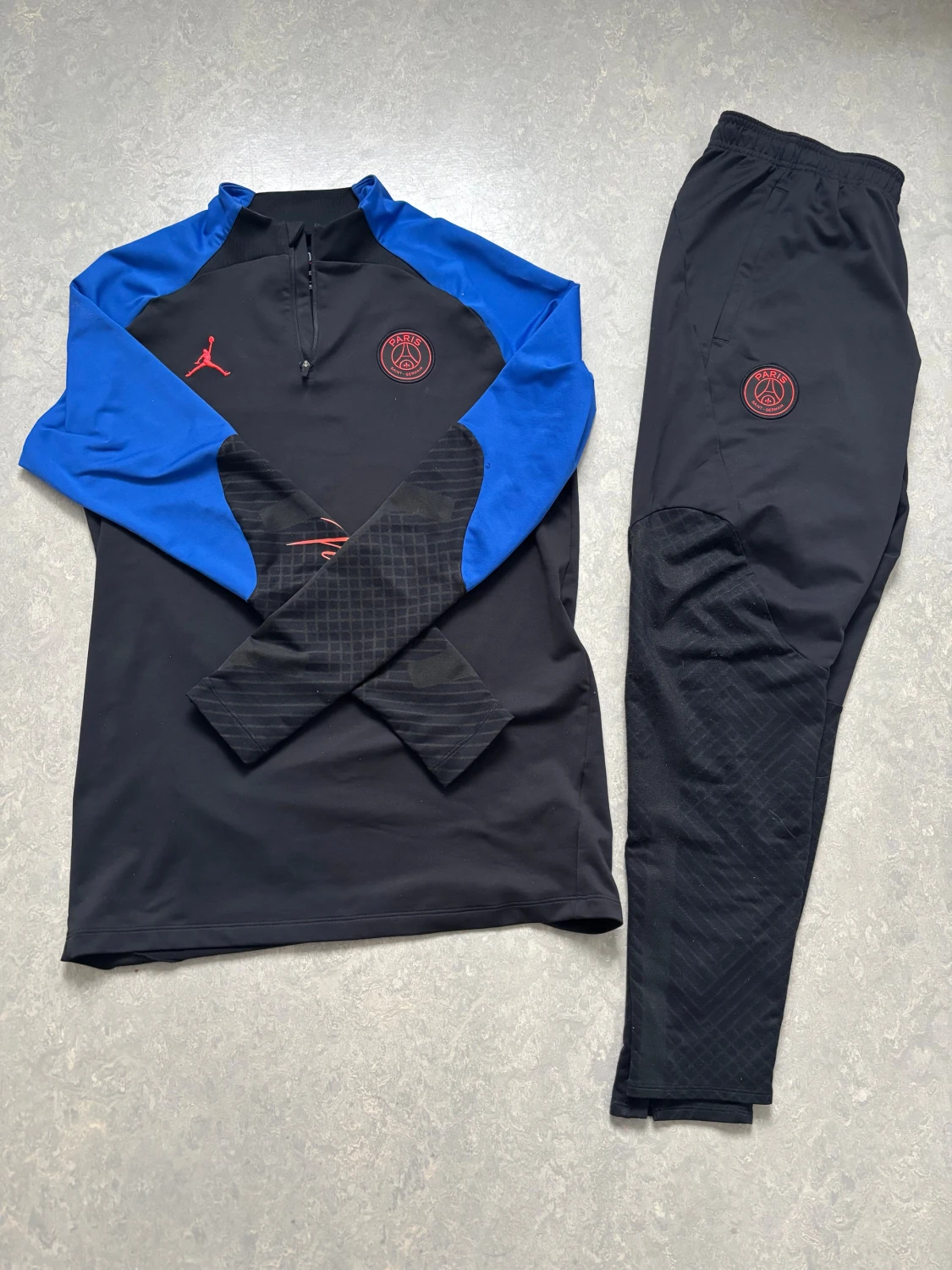 PSG x Jordan svart träningsset